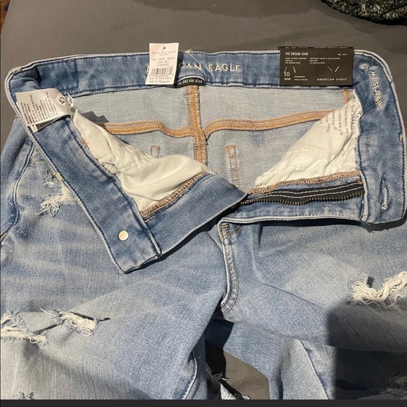 🛑SOLD🛑 The dream Jean, American Eagle Ripped denim - Picture 4 of 4